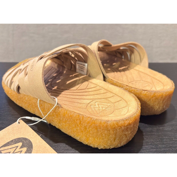 MALIBU SANDALS Zuma Vegan Suede Rubber Beige Women's Size 7 Men's 5 - Picture 4 of 7